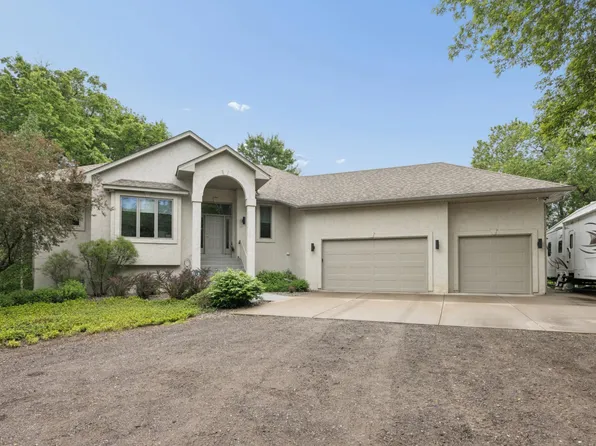 3882 219th Ln NE, East Bethel, MN 55011