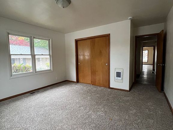 5th image of 1779 Park Ave NE