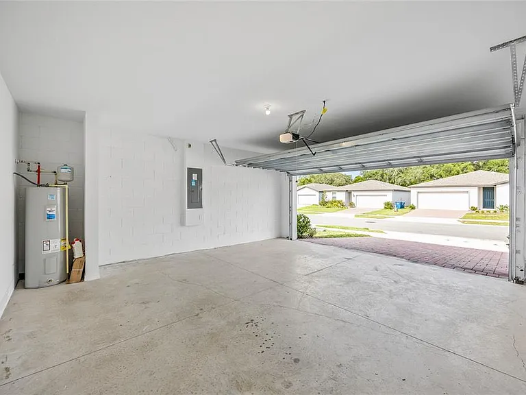 2339 White Tail St — Photo 21