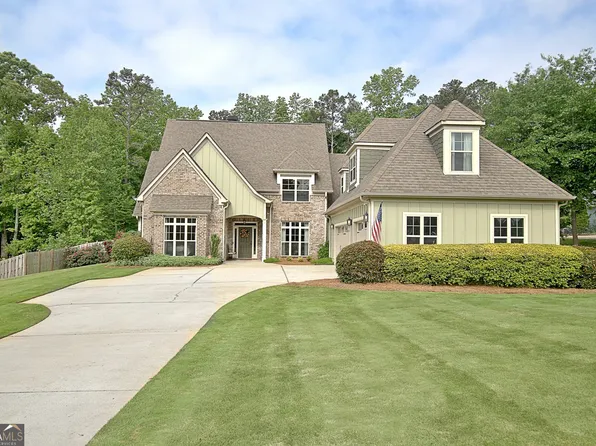 45 Misty Creek Cv, Newnan, GA 30265