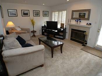 4th image of 8529 Woodland Manor Dr