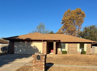 637 Cypress Dr, Oklahoma City, OK 73170