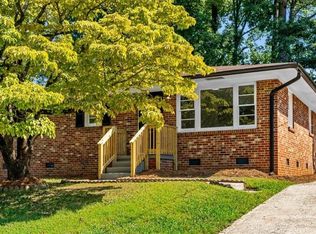 1804 Woodmere Dr, Greensboro, NC 27405