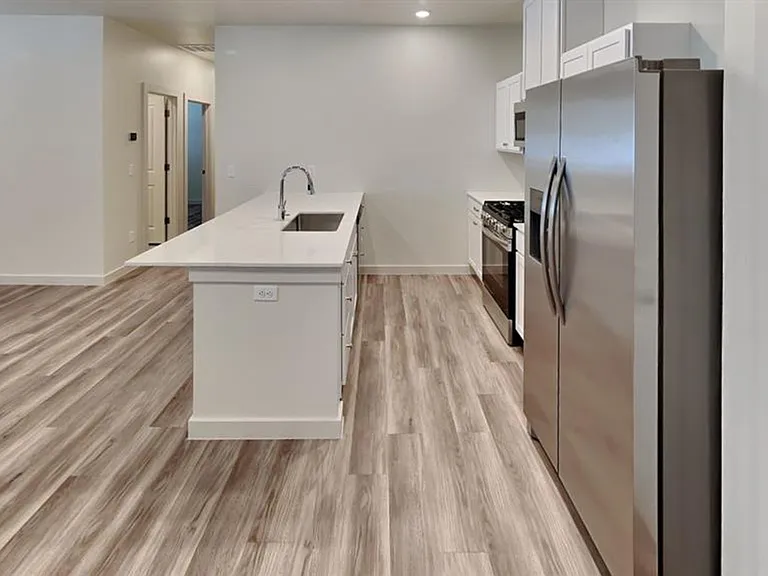 3714 Franks Way — Photo 10