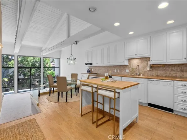 7304 Marina Pacifica Dr S, Long Beach, CA 90803