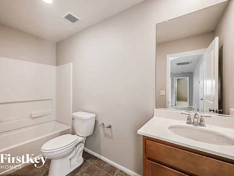 11051 Camden Bay St — Photo 13