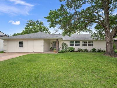 1102 Todd Trl, College Station, TX, 77845