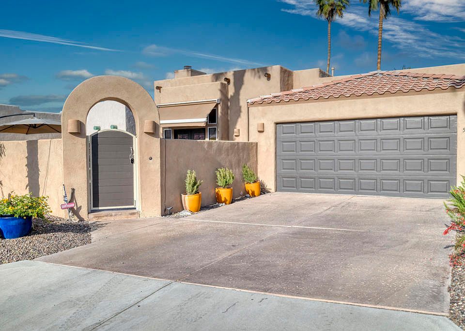 1st image of 53870 Avenida Vallejo