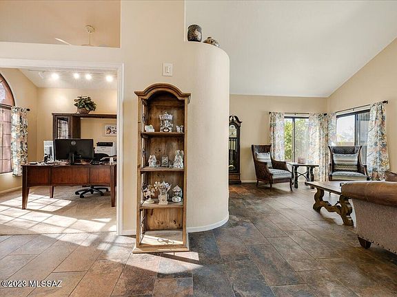 3rd image of 12725 N Pioneer Way