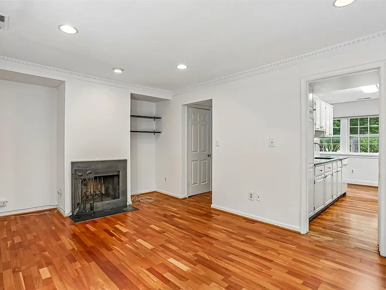 4930 Bradley Blvd — Photo 8