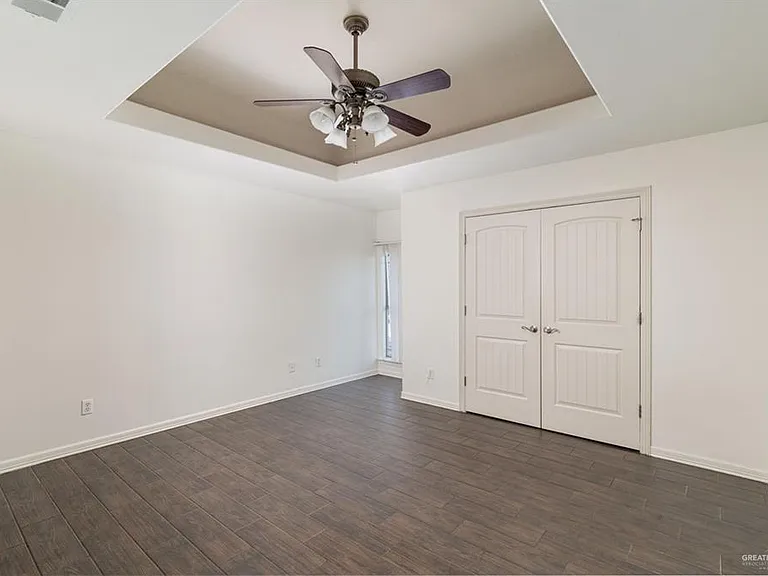 1307 W Fig Ave #B — Photo 6
