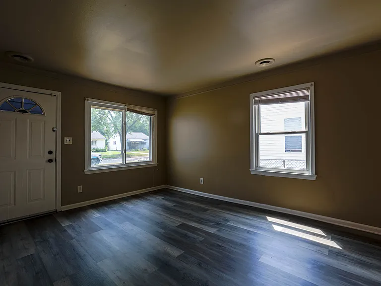 20803 Atlantic Ave — Photo 6