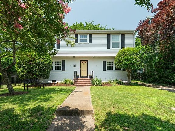 3rd image of 1106 Jamestown Cres