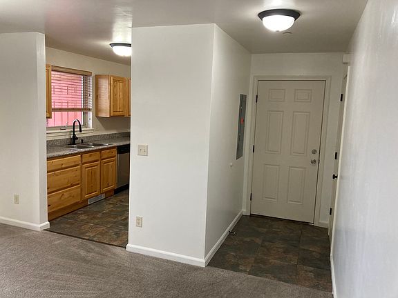 5th image of 7552 Mountain Laurel Dr APT C6