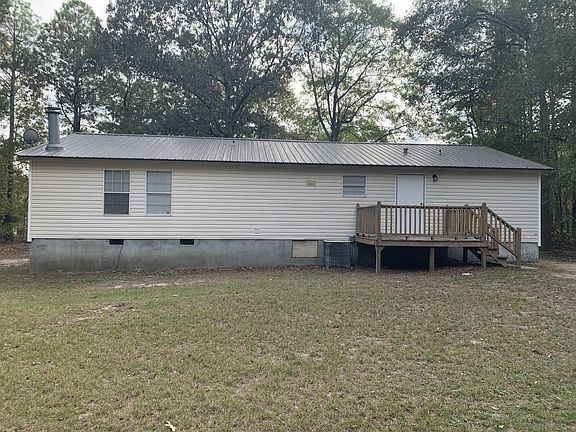3rd image of 637 Somerset Dr