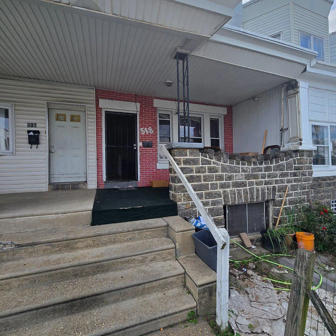 2 bed, 2.0 bath, 1271 sqft, $450 — Photo 2