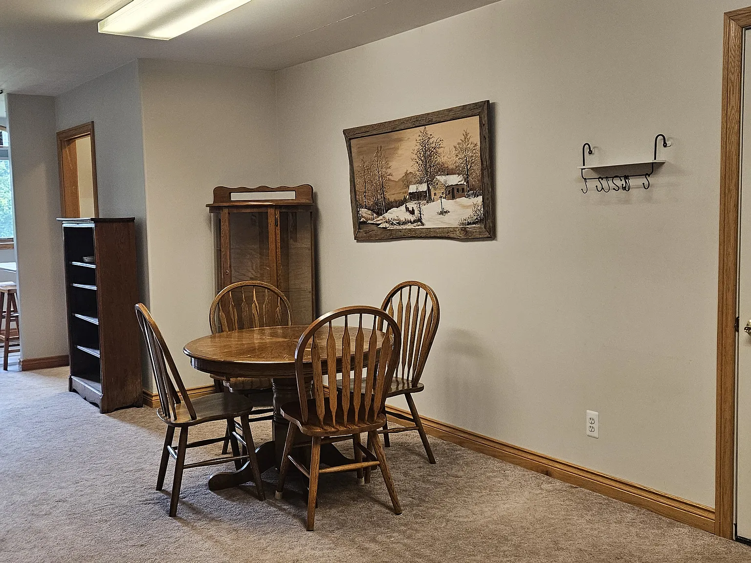 5805 Lynd Rd — Photo 3