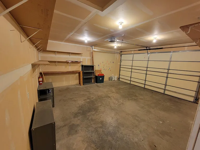268 Empire Loop — Photo 19
