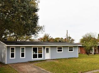 528 Fairlawn Dr, Terrytown, LA 70056