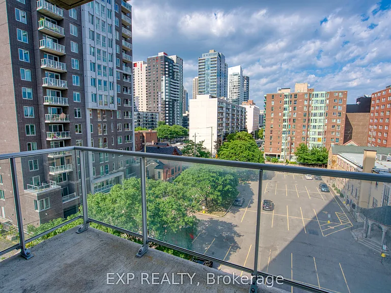 300 Lisgar St #603 — Photo 4