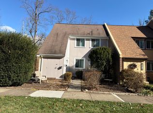 1409 Greenmont Ct, Reston, VA 20190