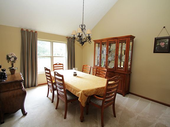 4th image of 3291 Brentwood Ct