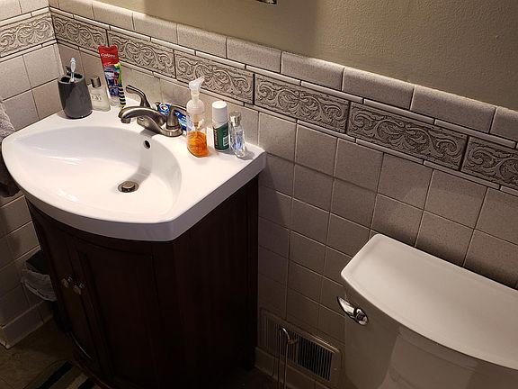 4th image of 455 North Ave #2
