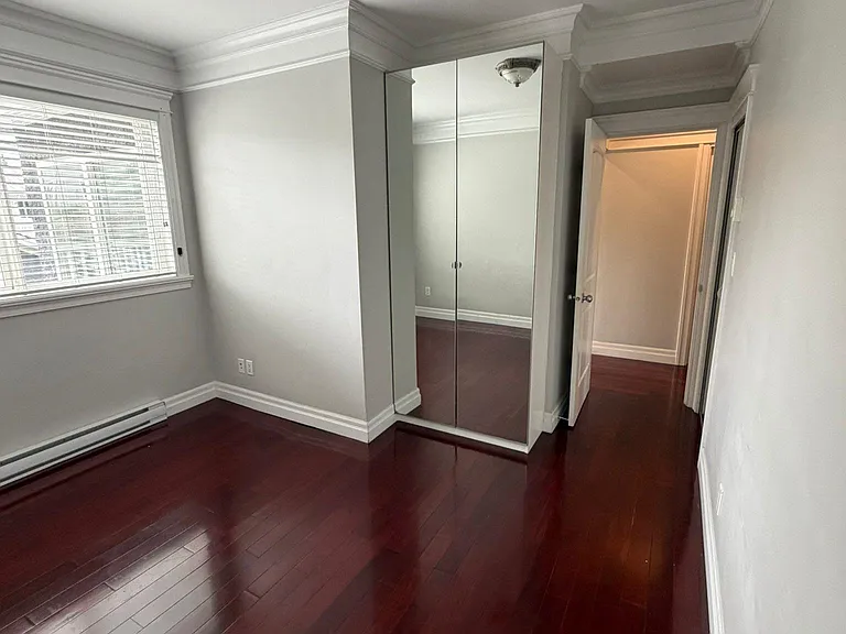 4585 Commercial St — Photo 9