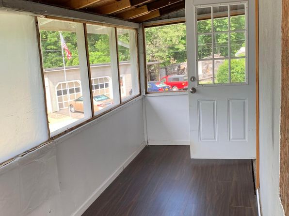 8 Lundy Rd APT 3