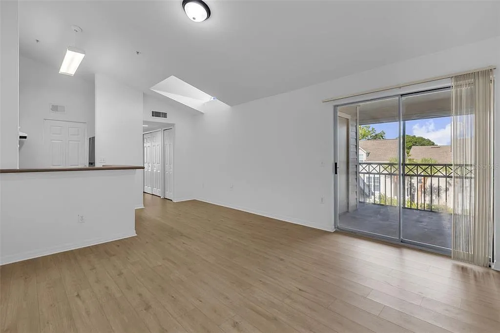 1 bed, 1.0 bath, 650 sqft, $1,370 — Photo 1
