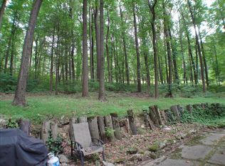 190 Mountain Park Rd, Allentown, PA 18103