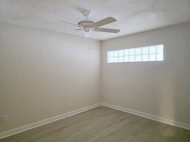 11456 W Bayshore Dr — Photo 19
