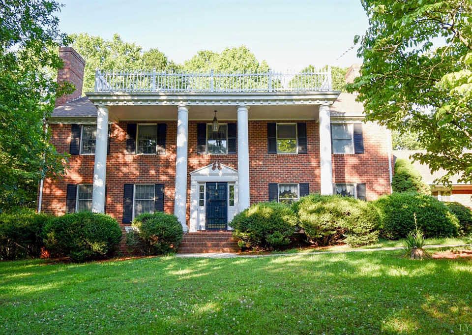 1st image of 237 Oakcroft Dr