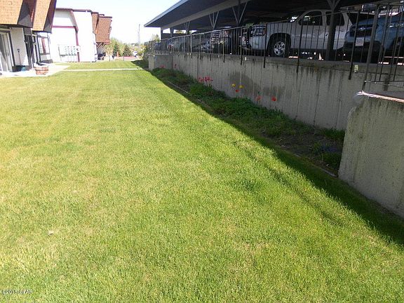 2nd image of 222 13th Ave S