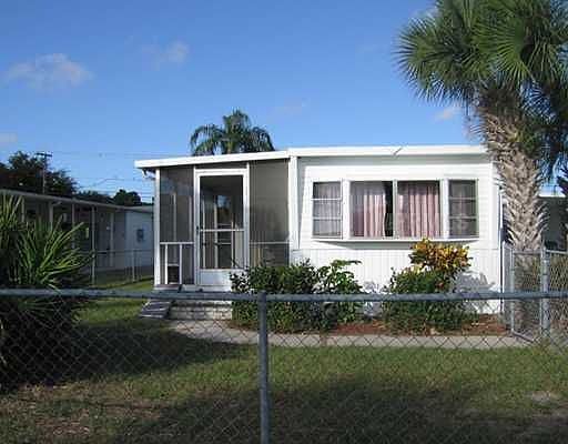 2nd image of 1458 Ibis Dr