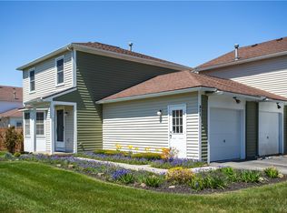 371 Lenora Ln, Webster, NY 14580