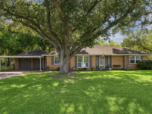 12511 Britt Rd, Brookside Vl, TX 77581