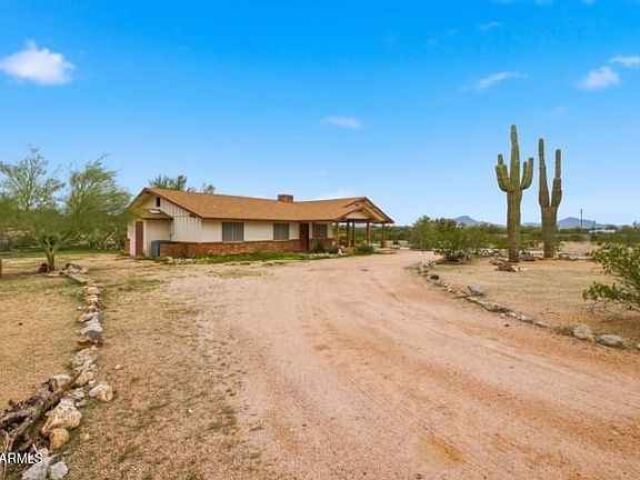 3rd image of 19402 W LYNX Road