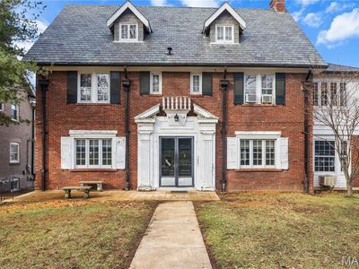 7061 Maryland Ave, Saint Louis, MO, 63130