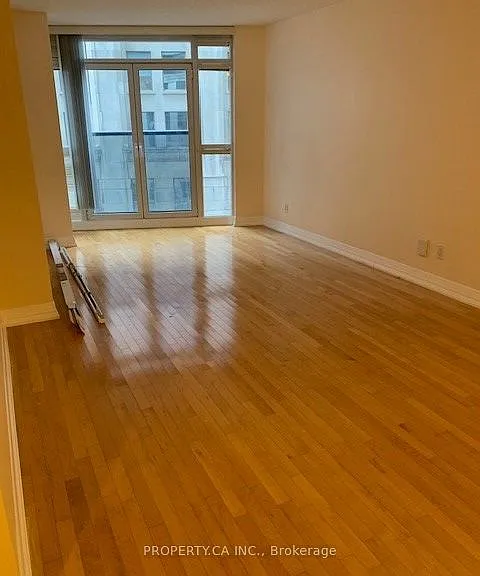 21 Carlton St #502 — Photo 8