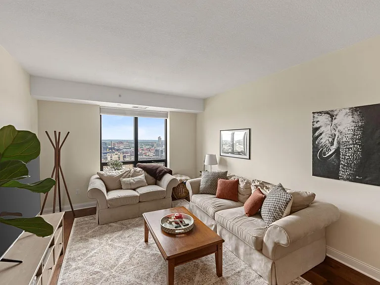 100 3rd Ave S #2501 — Photo 4