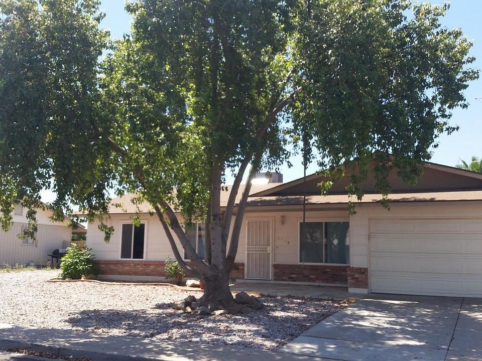 1st image of 3539 E Diamond Ave