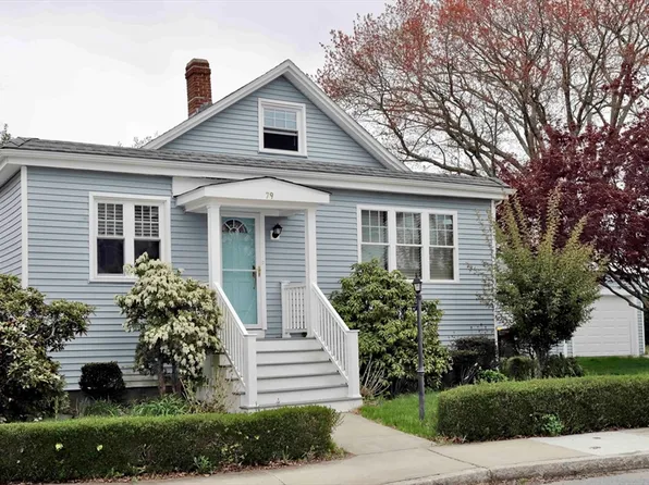 79 Woodlawn St, Fall River, MA 02720