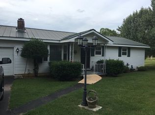 1905 Spring Valley Rd, Tuscumbia, AL 35674