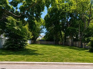 219 N 2nd St, Hammonton, NJ 08037