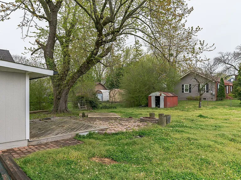 1314 Marlboro Ave — Photo 4