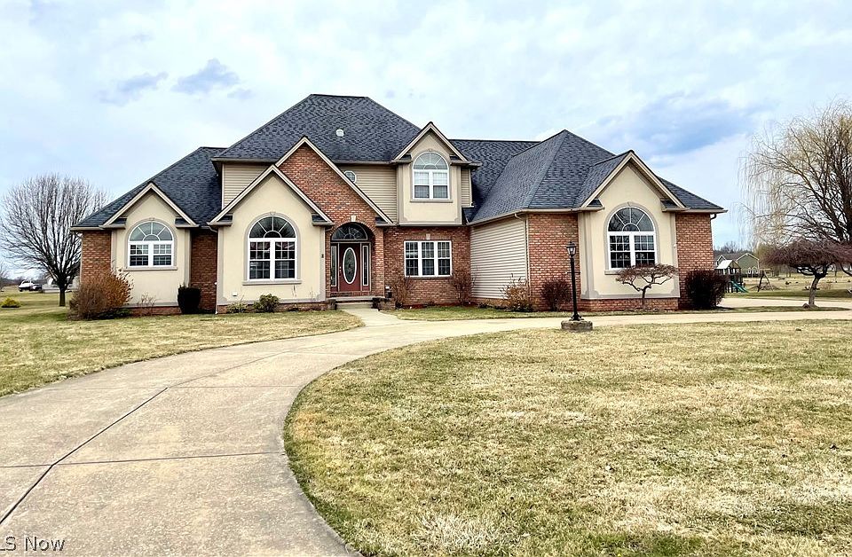 1st image of 6377 Angel Ct NW