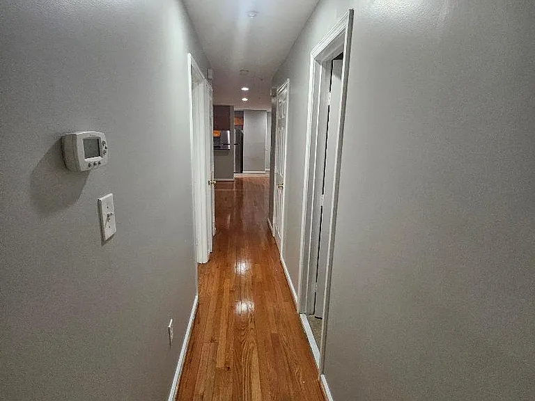9811 Lake Pointe Ct #203 — Photo 21