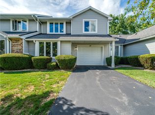27 Chenin Run, Fairport, NY 14450