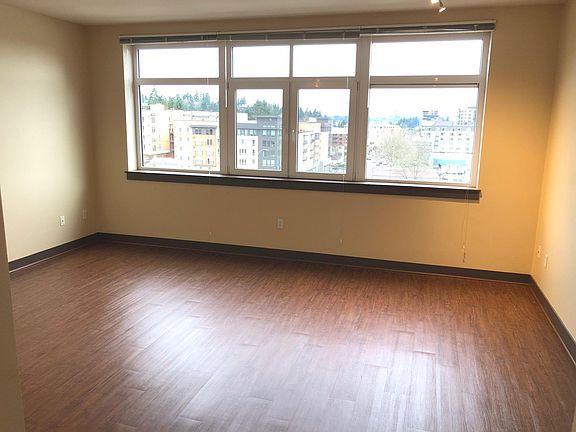 3rd image of 10708 Main St APT 518
